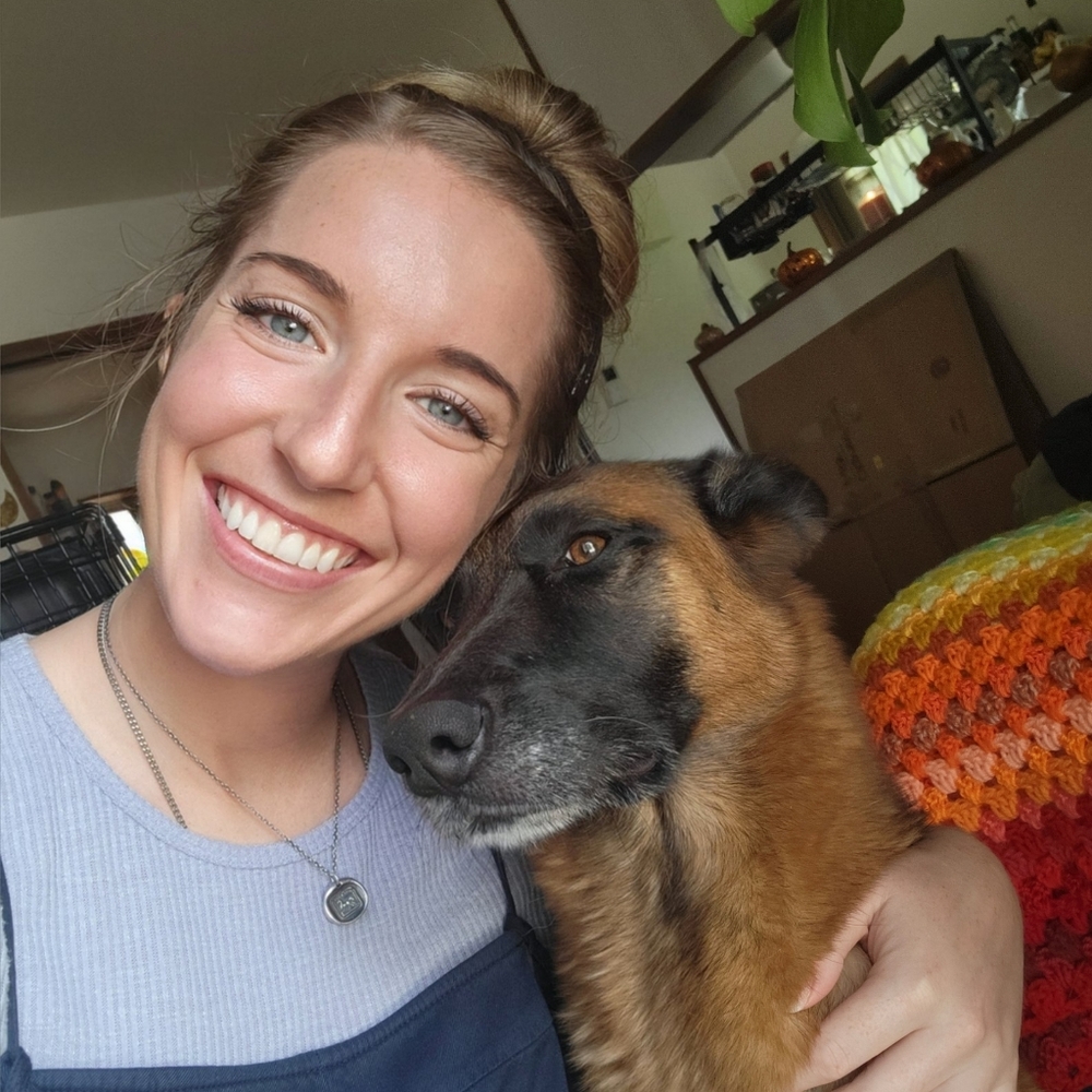 Meet your Posher, Emily